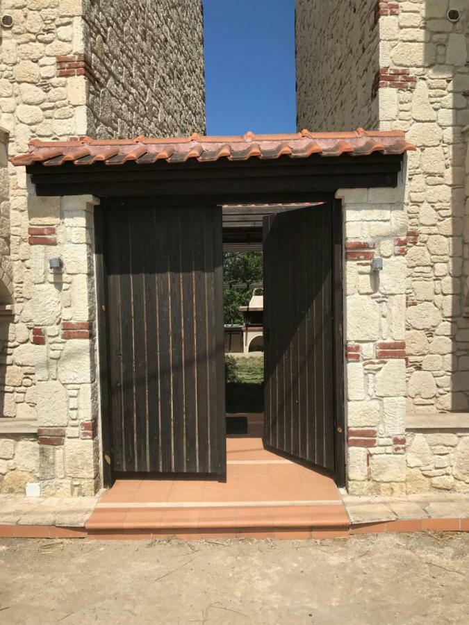 Stone House In Afytos Apartamento Exterior foto